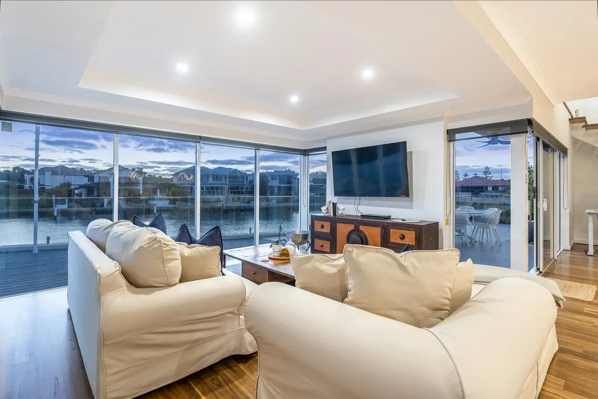14B Genevieve Court, Halls Head For Sale by John Phillips Real Estate - image 1