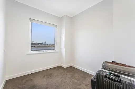 14B Genevieve Court, Halls Head For Sale by John Phillips Real Estate - image 22
