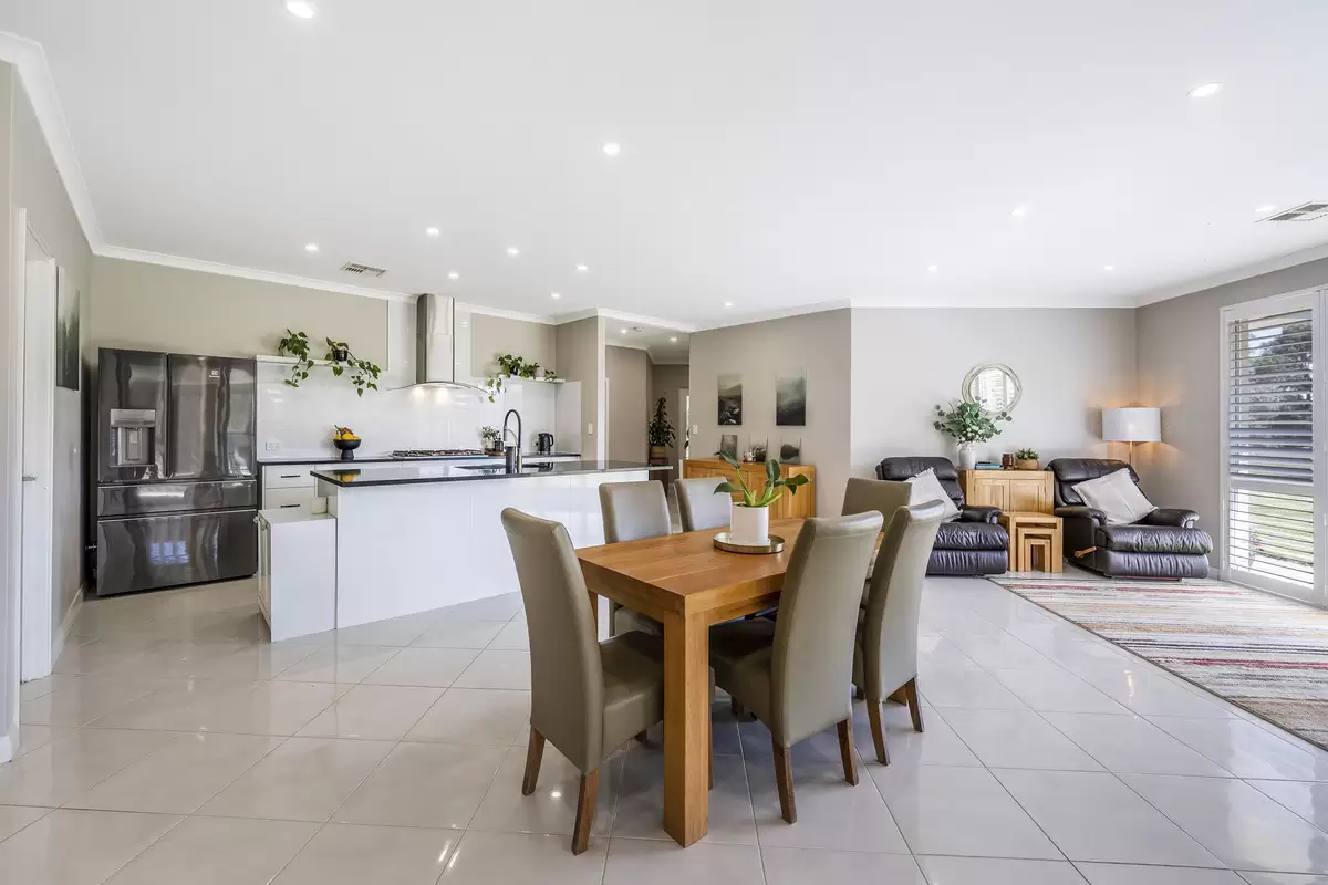 7 Pioneer Place, Birchmont For Sale by John Phillips Real Estate - image 1