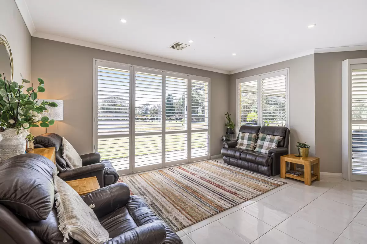 7 Pioneer Place, Birchmont For Sale by John Phillips Real Estate - image 1