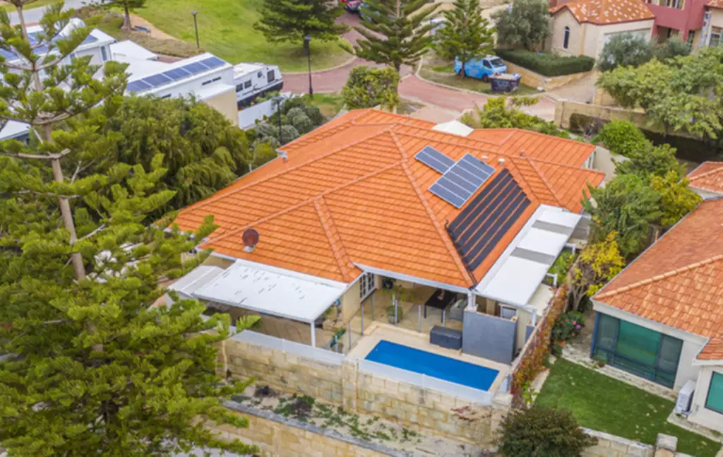 16 Alexis Circle, Wannanup For Sale by John Phillips Real Estate