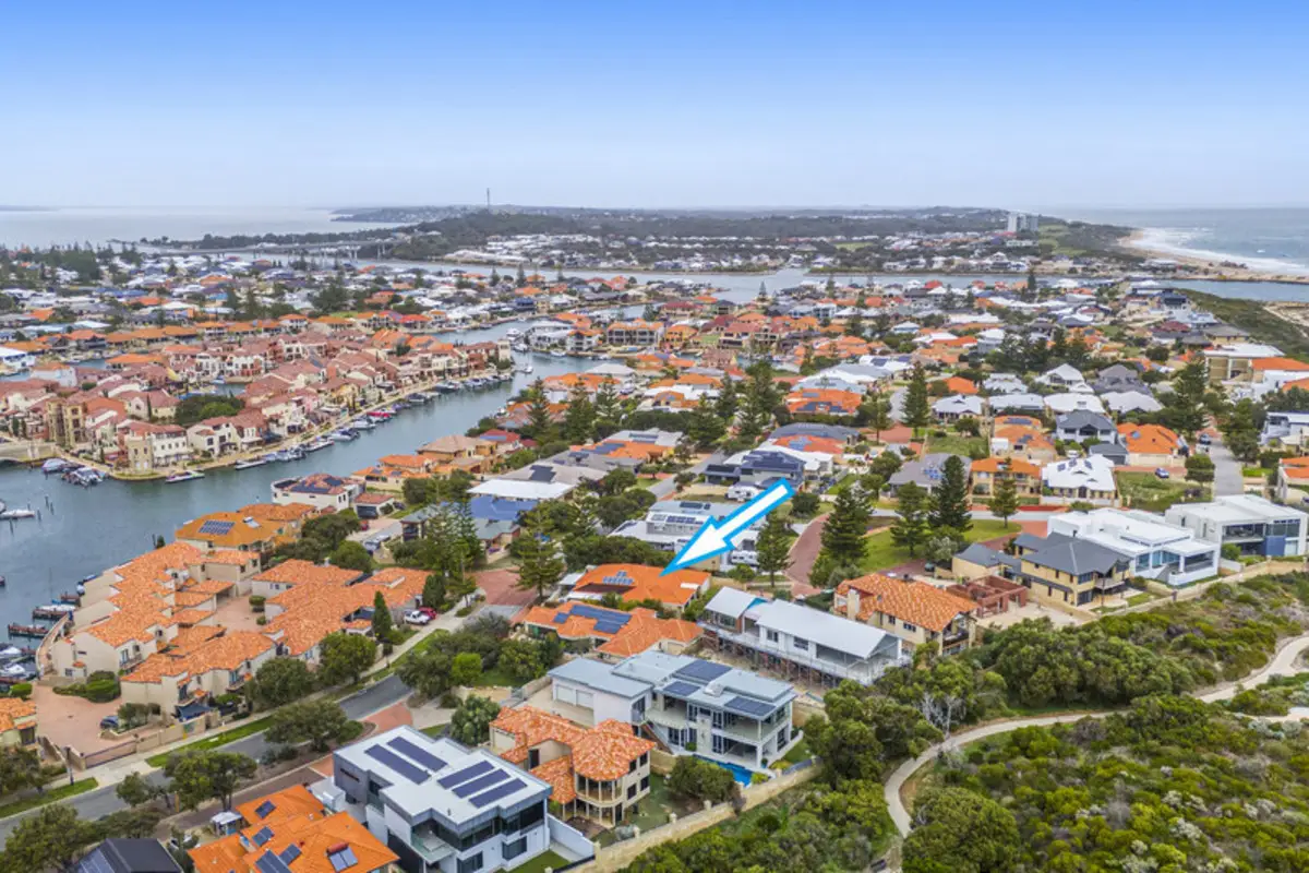 16 Alexis Circle, Wannanup For Sale by John Phillips Real Estate - image 1