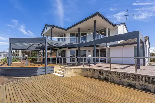 32 Cambria Island Retreat, Halls Head For Sale by John Phillips Real Estate - image 28