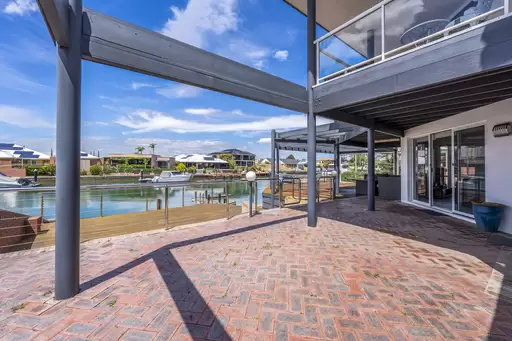 32 Cambria Island Retreat, Halls Head For Sale by John Phillips Real Estate - image 27