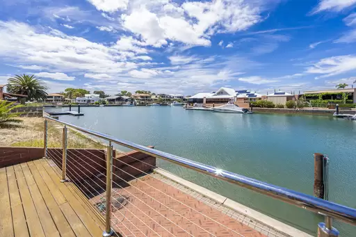 32 Cambria Island Retreat, Halls Head For Sale by John Phillips Real Estate - image 29