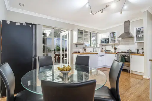 21 Hokin Street, Waikiki For Sale by John Phillips Real Estate - image 7
