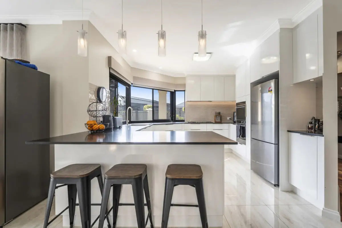 18 San Marco Quays, Halls Head For Sale by John Phillips Real Estate - image 1