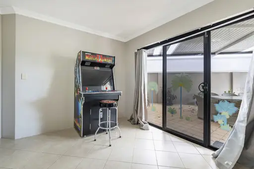 18 San Marco Quays, Halls Head For Sale by John Phillips Real Estate - image 14