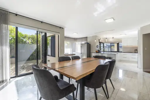 18 San Marco Quays, Halls Head For Sale by John Phillips Real Estate - image 12