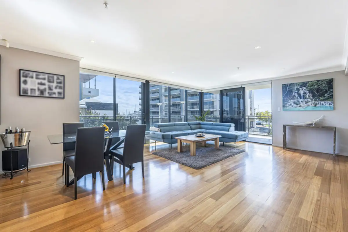 3/16 Torcello Mews, Mandurah Sold by John Phillips Real Estate - image 1